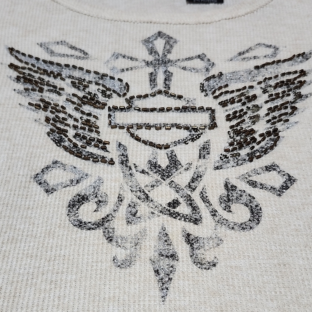 HARLEY DAVIDSON BEADED WING BAR & SHIELD LOGO DROP-TAIL WAFFLE KNIT TOP